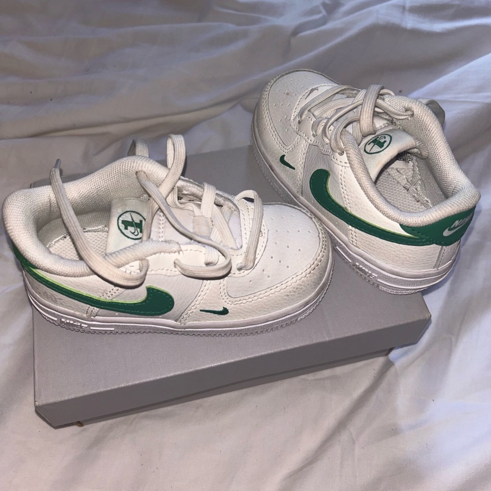 Nike 7c toddler shoes